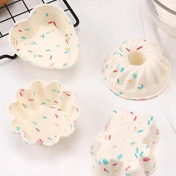 4 Adet / takım Silikon Kek Aşk Şekli Kalıp Mutfak Bakeware DIY Tatlılar Pişirme Kalıp Muffin Kek Kalıpları Kek Dekorasyon Araçları