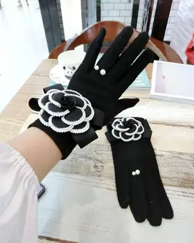 Siyah Kamelya Kaşmir Eldiven Moda Kore Balıksırtı Vizon Saç Sevimli Çiçekler Sıcak Sürme dokunmatik ekran eldiveni A428